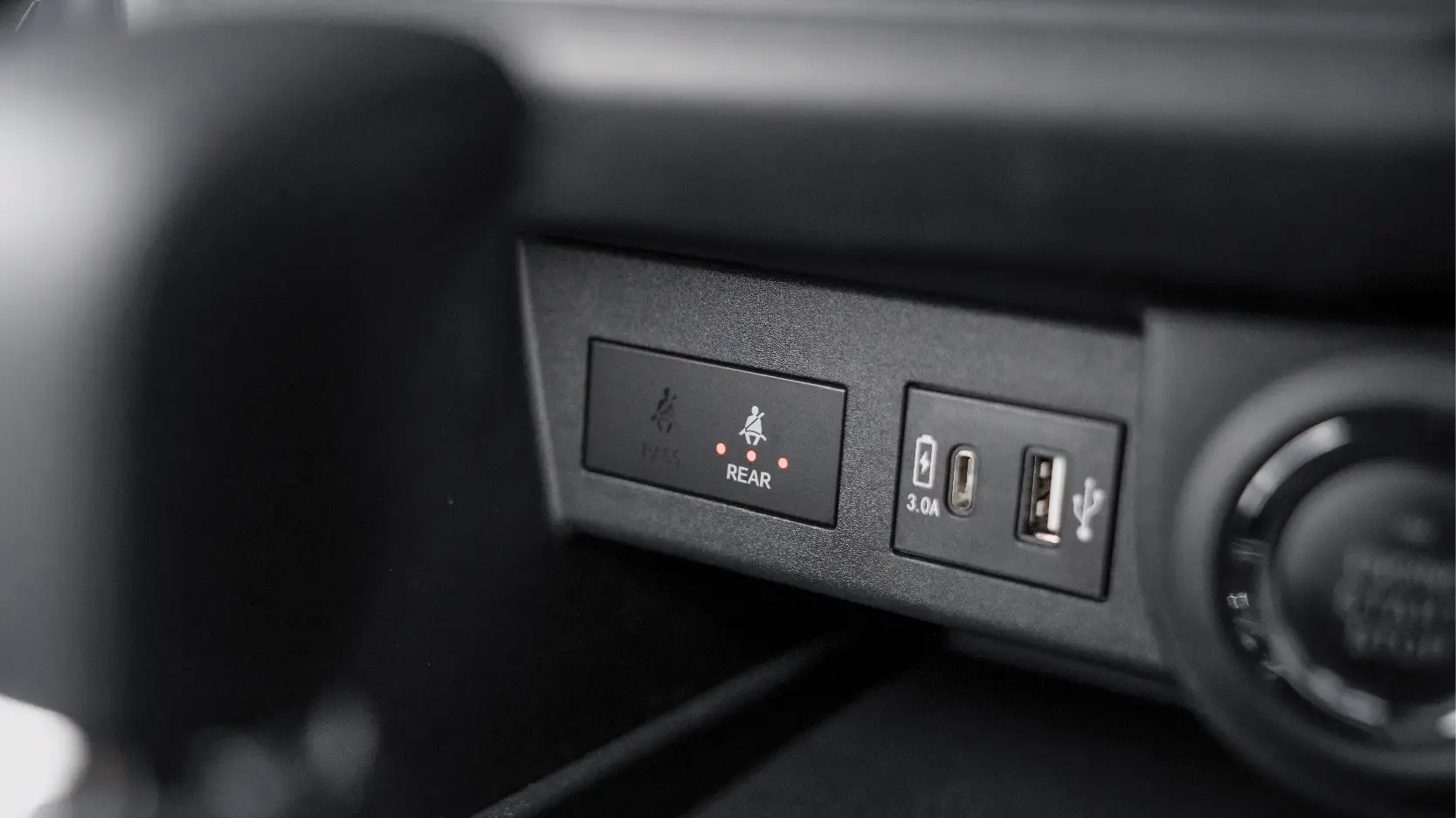 TOYOTA NBT BRUNEI YARIS CROSS CAR SEAT BELT REMINDER