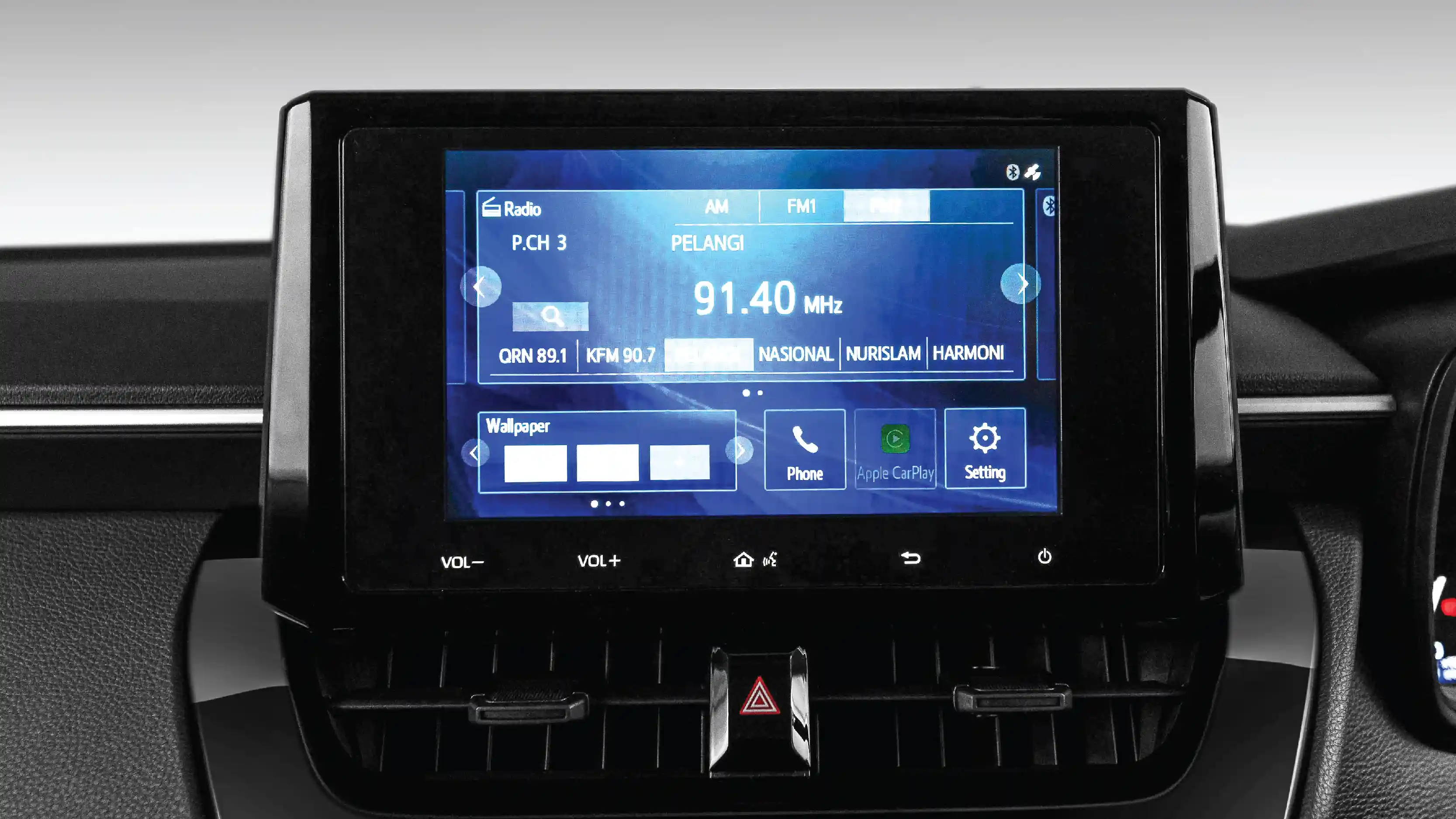 TOYOTA NBT 8-INCH INFOTAINMENT SYSTEM INTERIOR IMAGE