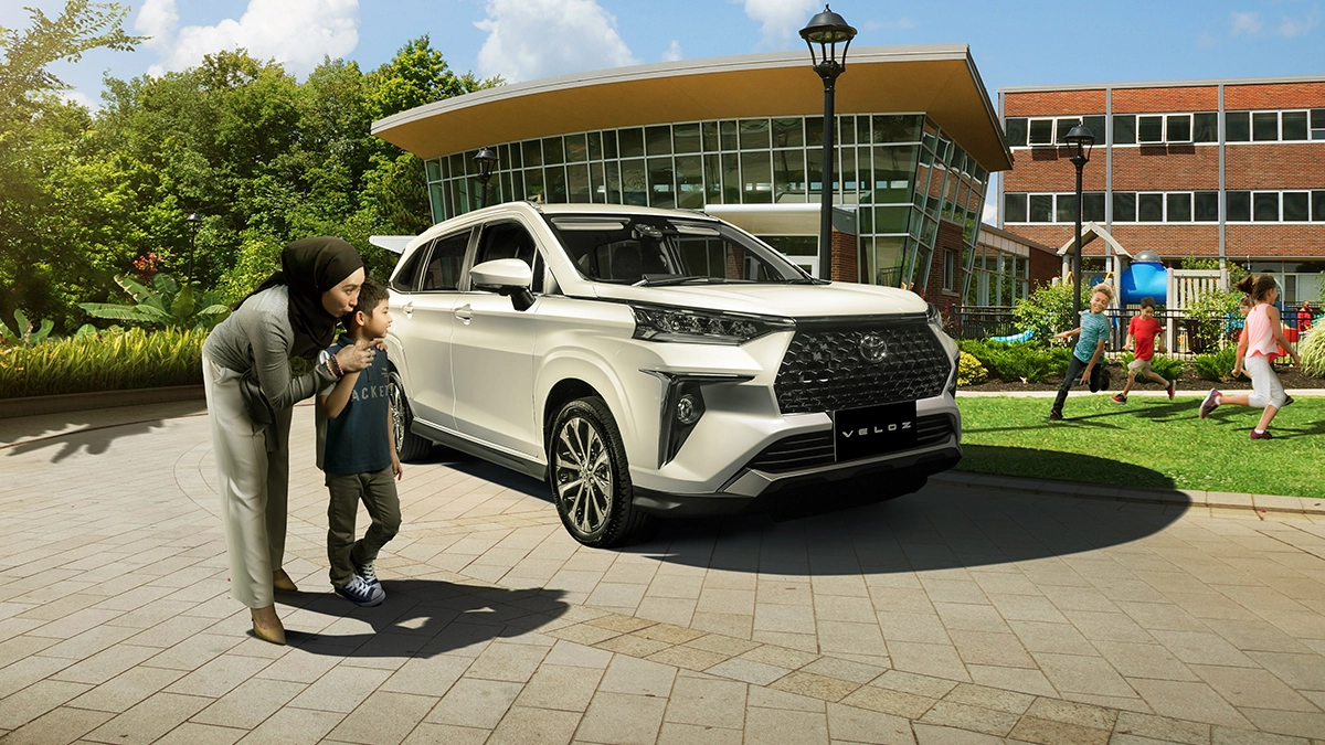 TOYOTA NBT BRUNEI VELOZ CAR GRID GALLERY IMAGE 4