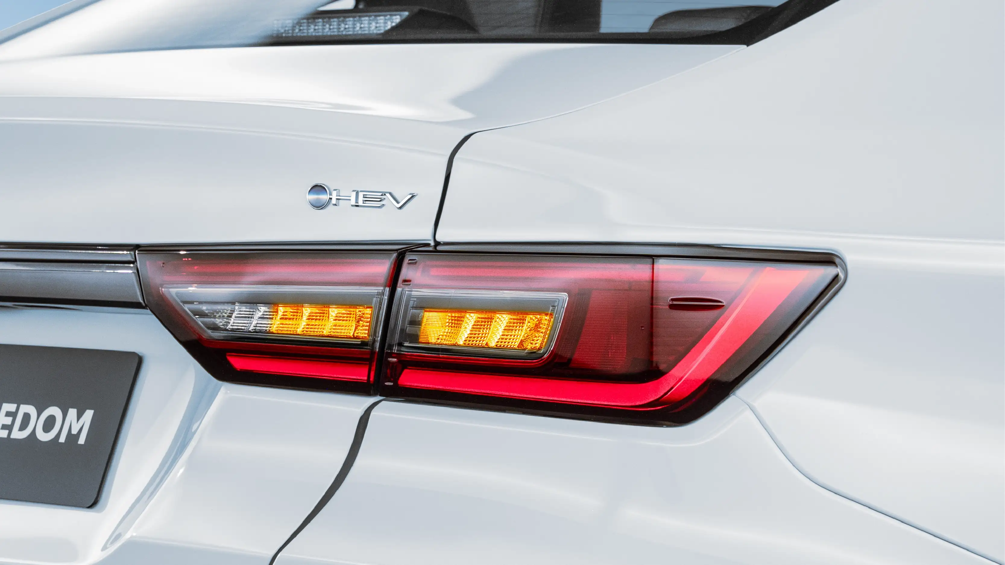 TOYOTA NBT BRUNEI VIOS HEV CAR COMFORT AND DESIGN Rear Combination Lamps