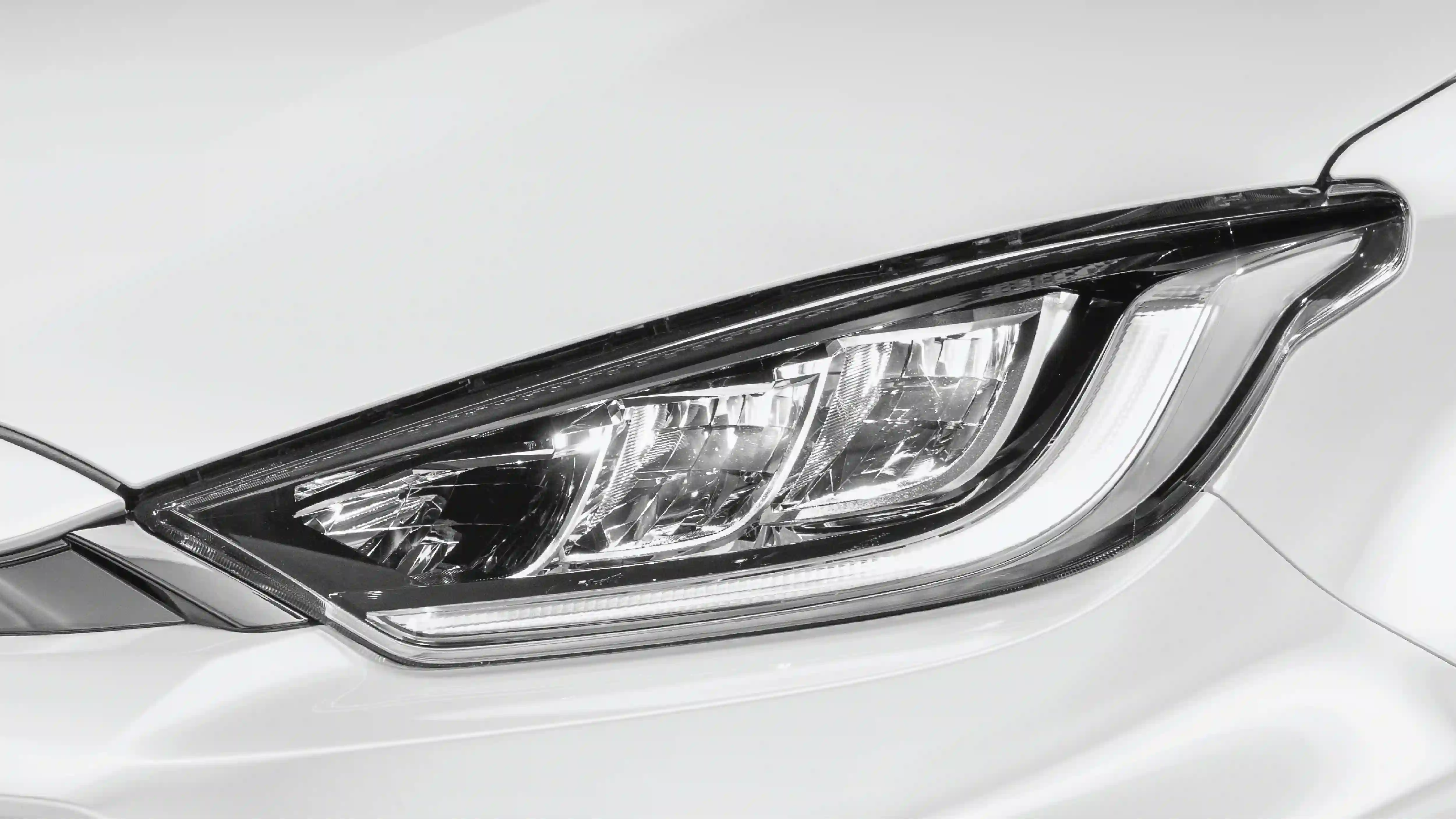 Tyt Gryaris Website Exterior 1200X675px 01 Copy