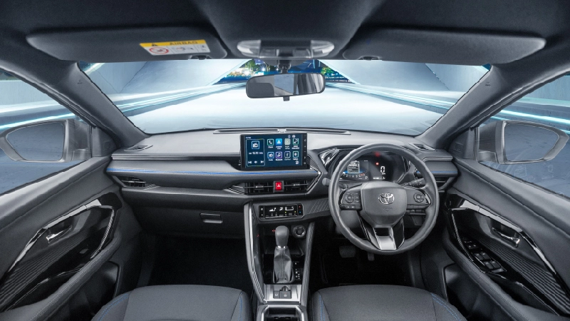 TYT Yariscross Website Interior 800X450px 05
