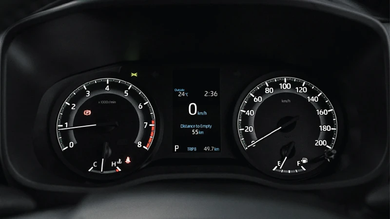 TOYOTA NBT BRUNEI OPTITRON CLUSTERS WITH 4.2 INCH MID INNOVA 2.0 CAR PERFORMANCE