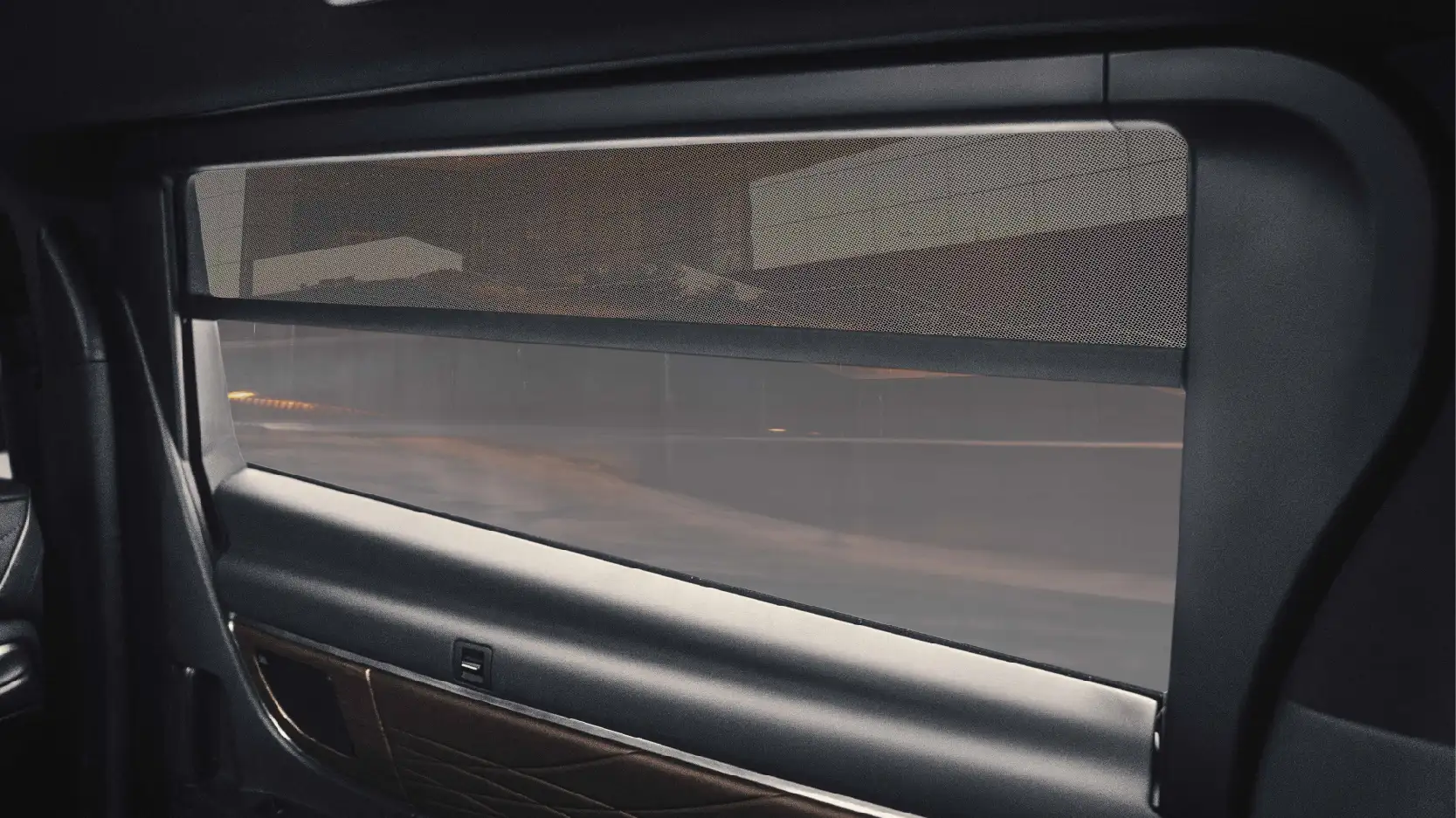 TOYOTA NBT BRUNEI ALPHARD CAR POWER SUN SHADE