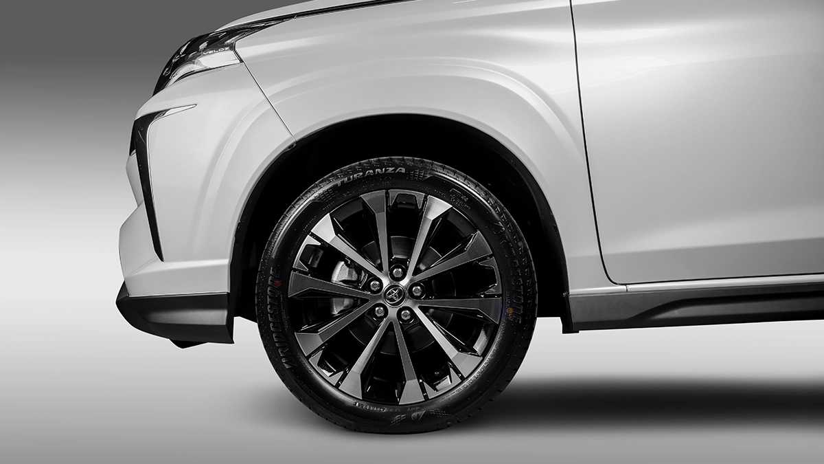 TOYOTA NBT BRUNEI 17-INCH ALLOY WHEELS VELOZ CAR