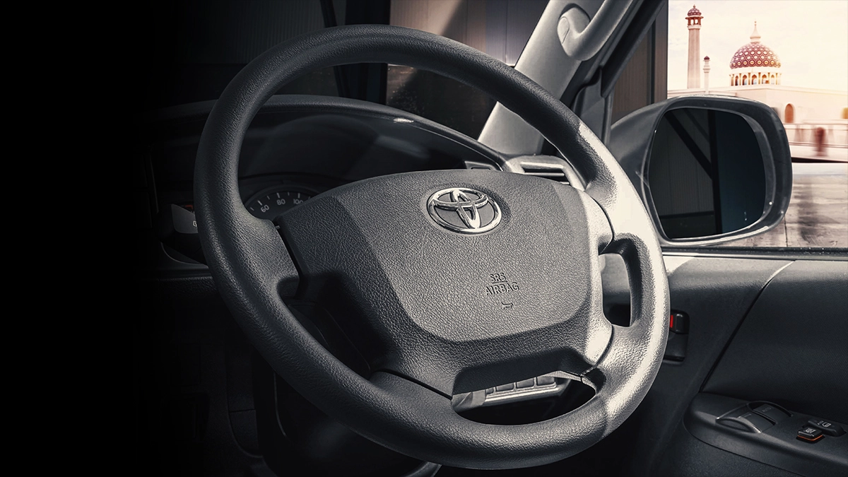 TOYOTA NBT BRUNEI HIACE TILT STEERING WHEEL