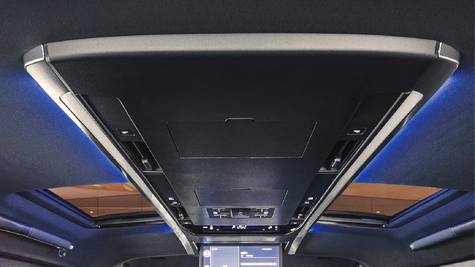 NBT BRUNEI ALPHARD HIGH END LOUNGE